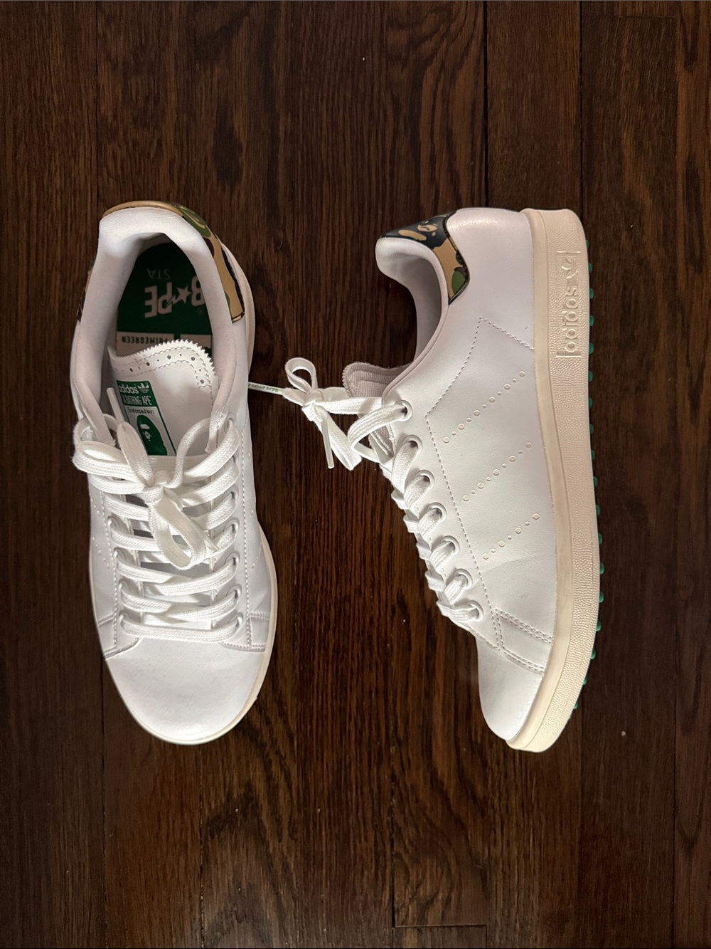 Lightly worn Adidas Golf x Bape shoes size 8.5 in great condition